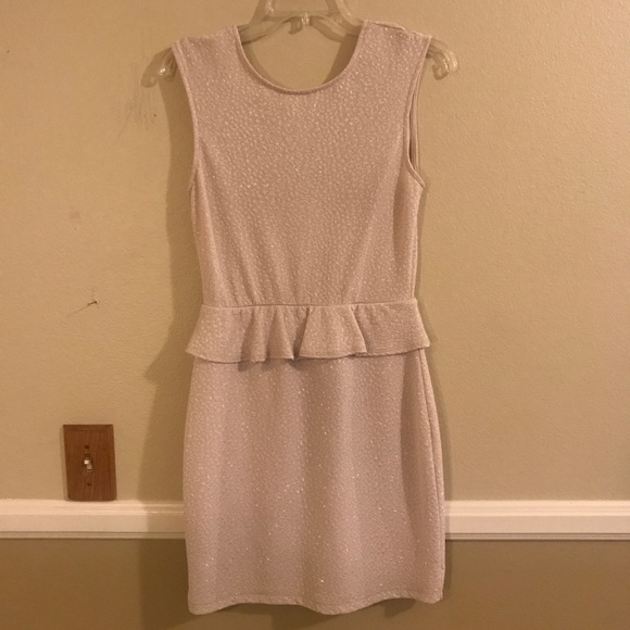 Dresses & Skirts - Sparkly cocktail dress